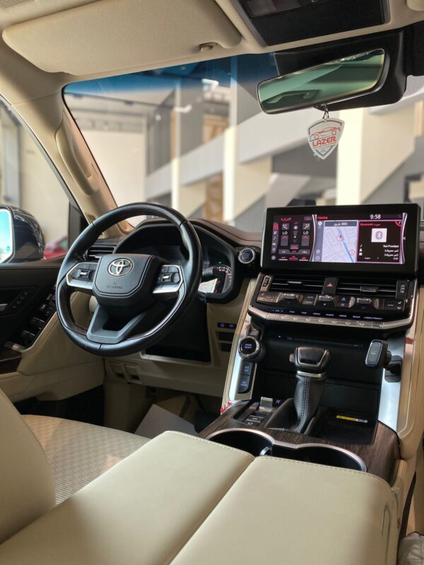 TOYOTA LAND CRUISER VXR TWIN TURBO - Image 6