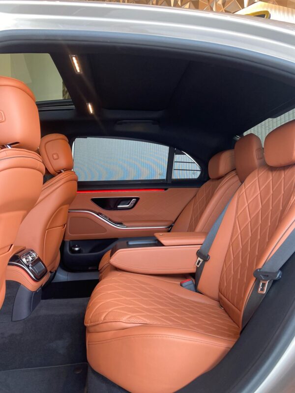 MERCEDES BENZ S500 4MATIC - Image 10