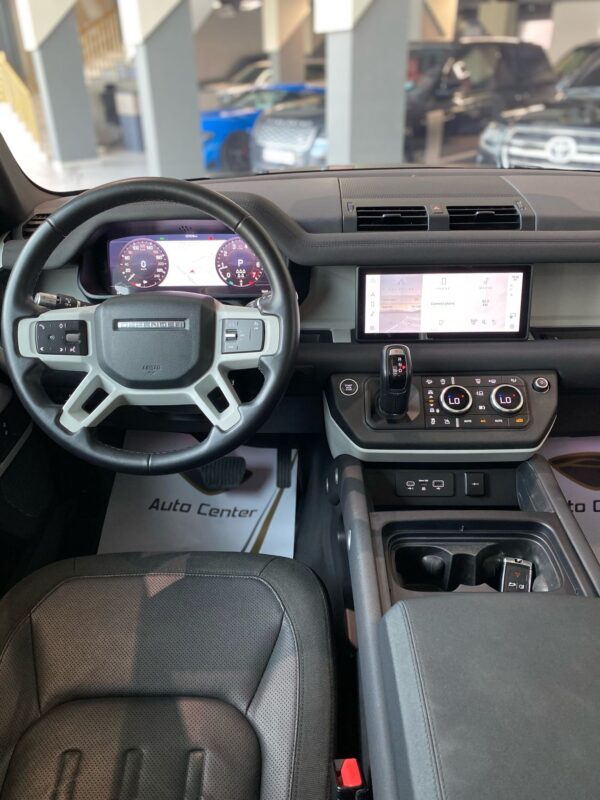 LAND ROVER DEFENDER SE - Image 6