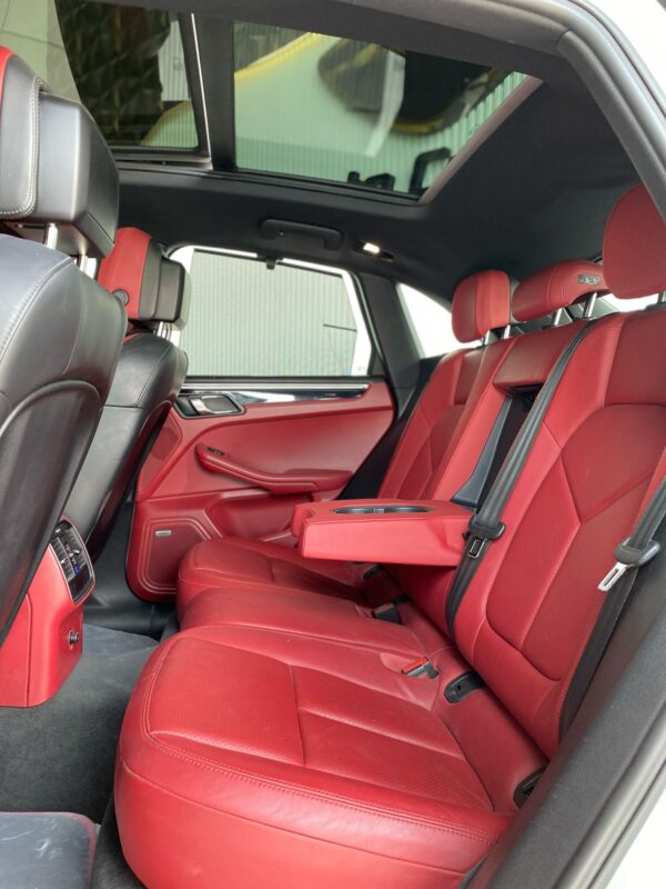PORSCHE MACAN S - Image 10