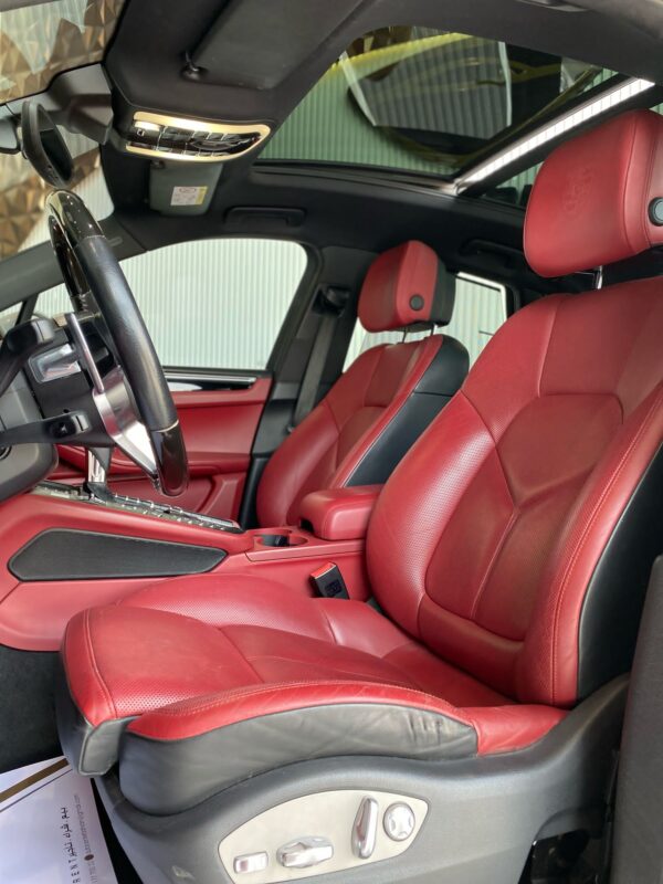 PORSCHE MACAN S - Image 9