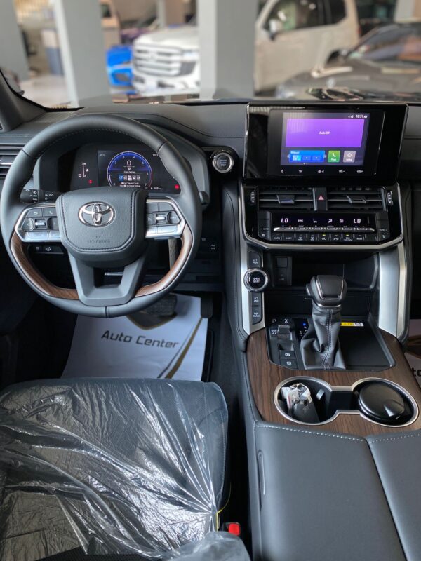 TOYOTA LAND CRUISER GXR V6 4.0 - Image 7