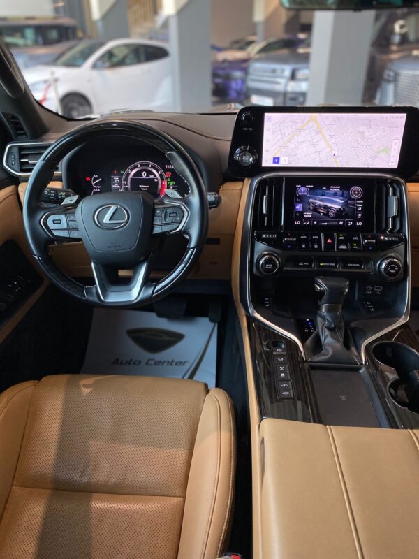 LEXUS LX 600 URBAN - Image 7