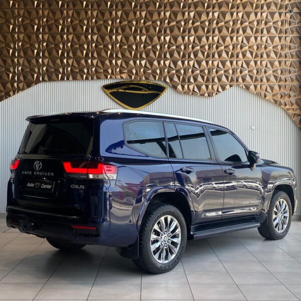 TOYOTA LAND CRUISER GXR TWIN TURBO - Image 5