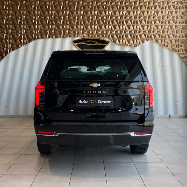 CHEVROLET TAHOE LS - Image 4