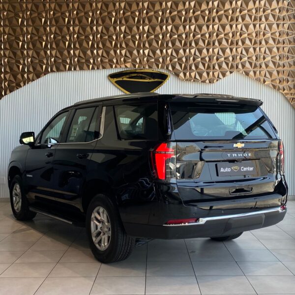 CHEVROLET TAHOE LS - Image 6