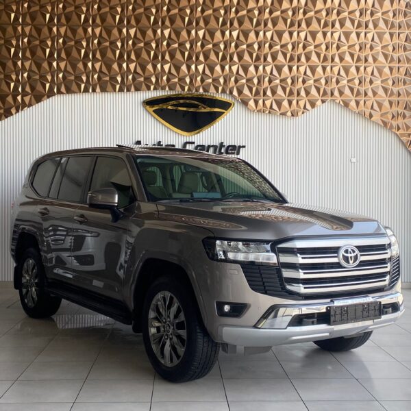 TOYOTA LAND CRUISER GXR V6 - Image 3