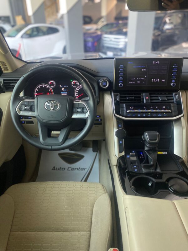 TOYOTA LAND CRUISER GXR V6 - Image 7