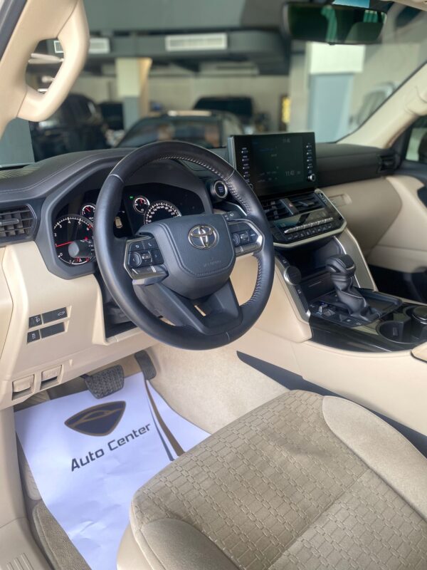 TOYOTA LAND CRUISER GXR V6 - Image 8