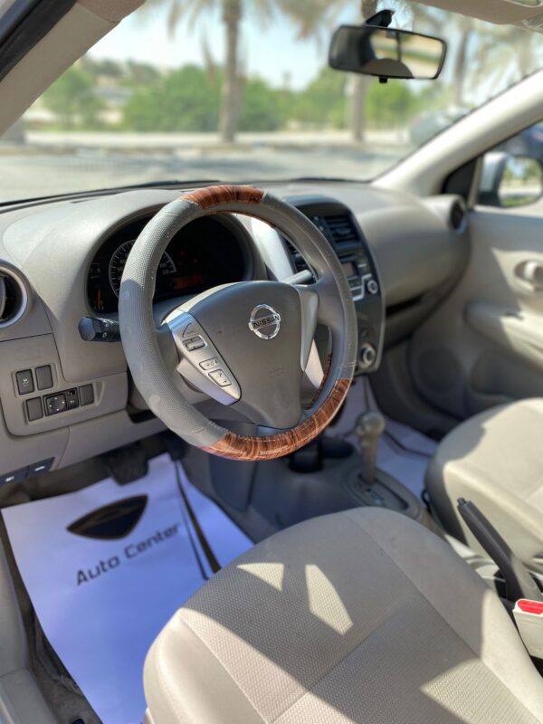 NISSAN SUNNY - Image 7