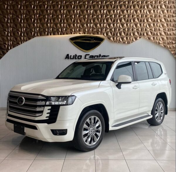 TOYOTA LAND CRUISER GXR TWIN TURBO - Image 2