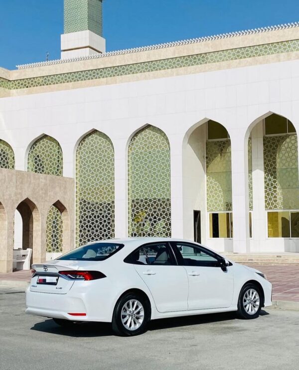 TOYOTA COROLLA 2.0 - Image 3