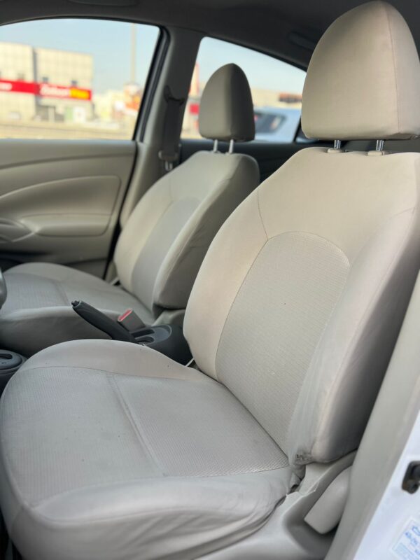 NISSAN SUNNY - Image 6