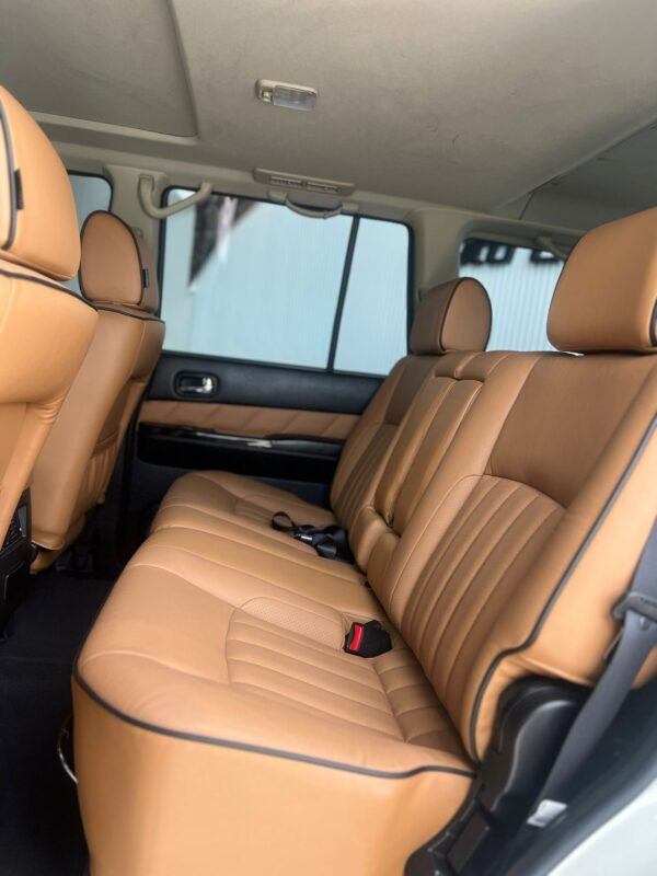 NISSAN SUPER SAFARI 4800 VTC - Image 10