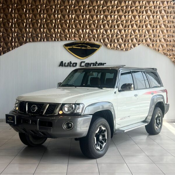 NISSAN SUPER SAFARI 4800 VTC - Image 3