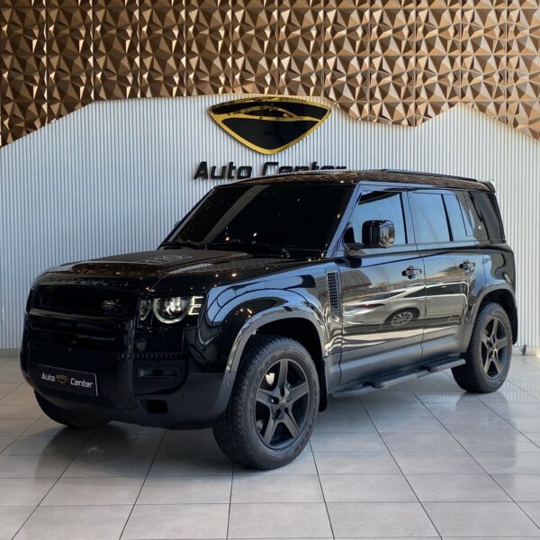 LAND ROVER DEFENDER 110 P300 SE - Image 2