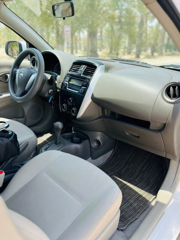 NISSAN SUNNY - Image 8