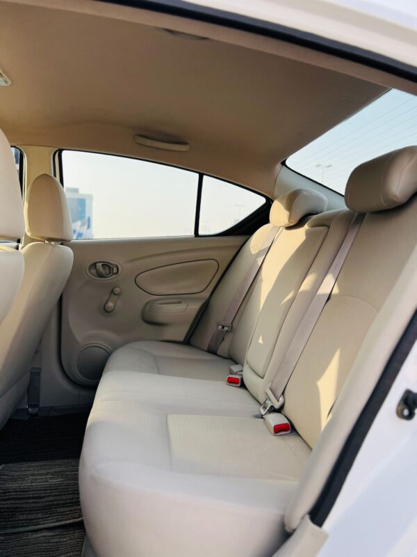 NISSAN SUNNY 1.5 - Image 9