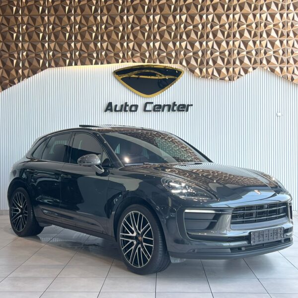 PORSCHE MACAN T - Image 3