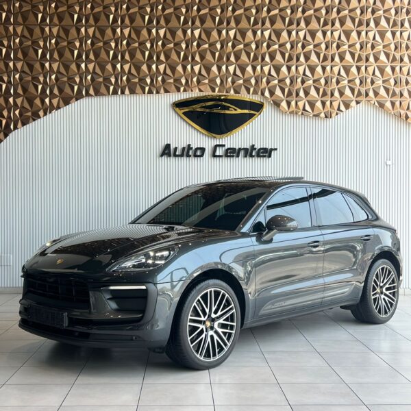 PORSCHE MACAN T - Image 2