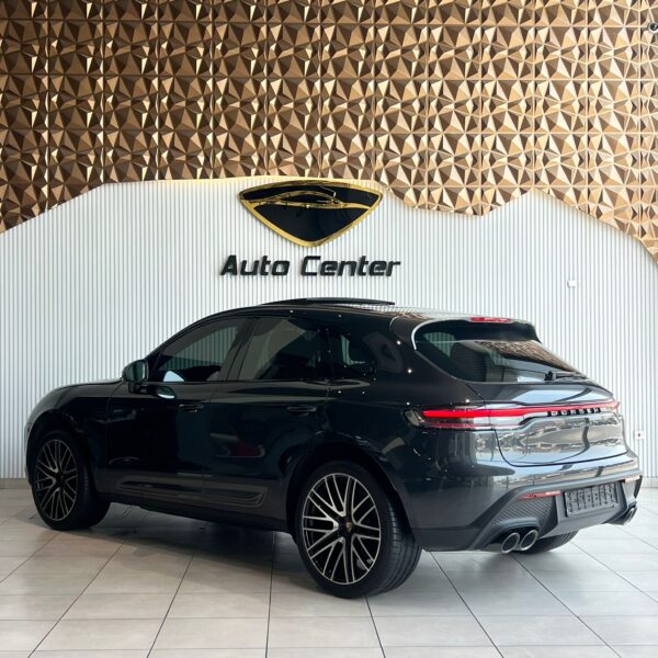 PORSCHE MACAN T - Image 6