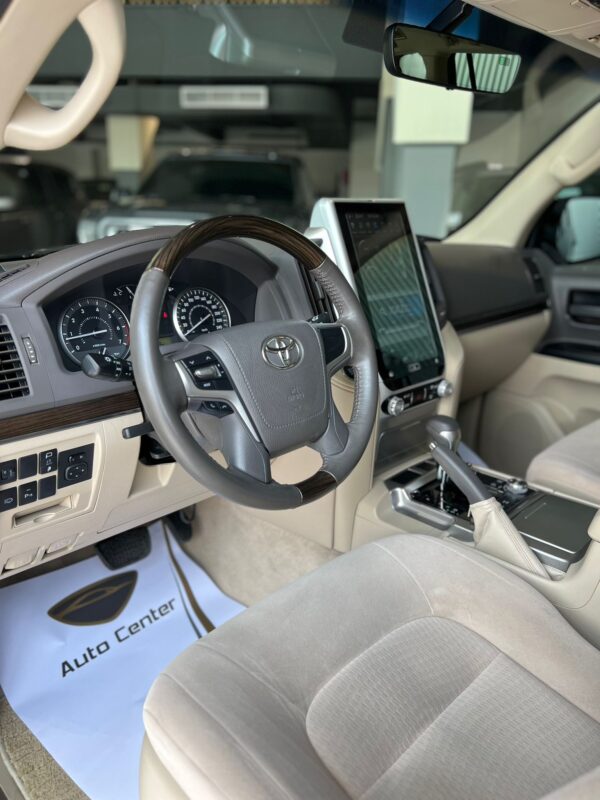 TOYOTA LAND CRUISER GXR V6 - Image 8
