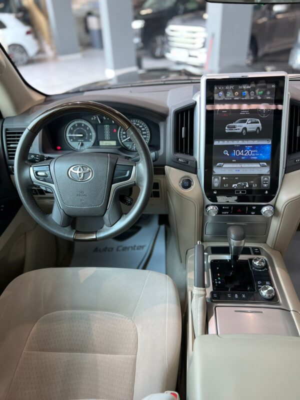 TOYOTA LAND CRUISER GXR V6 - Image 7