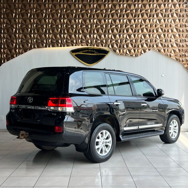 TOYOTA LAND CRUISER GXR V6 - Image 5