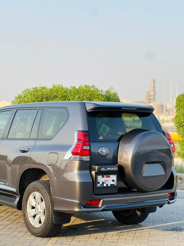 TOYOTA LAND CRUISER PRADO TX.L V4 - Image 6