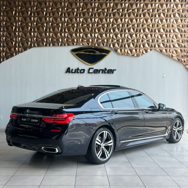 BMW 730Li - Image 5
