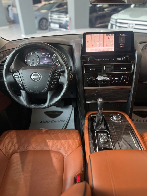 NISSAN PATROL PLATINUM V8 - Image 7