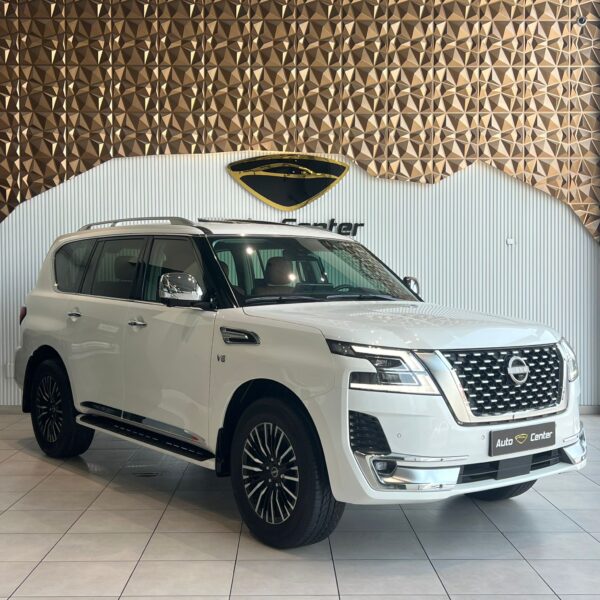 NISSAN PATROL PLATINUM V8 - Image 3