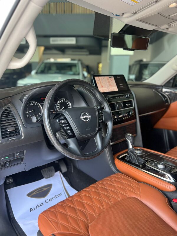 NISSAN PATROL PLATINUM V8 - Image 8