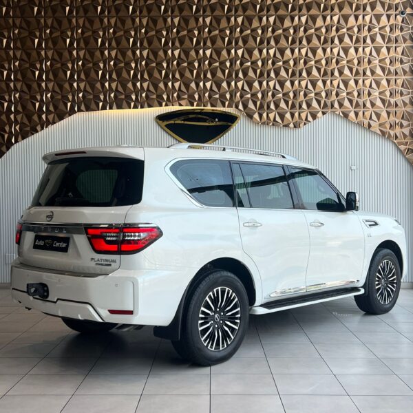 NISSAN PATROL PLATINUM V8 - Image 5