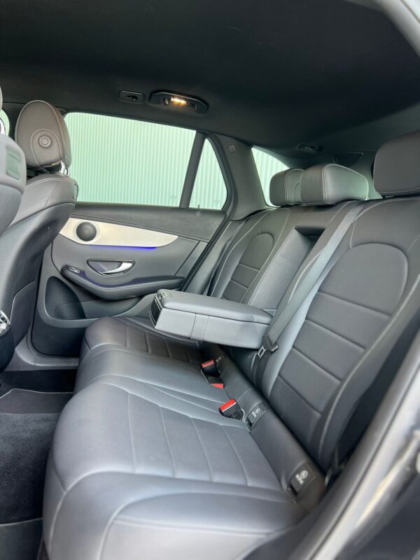 MERCEDES BENZ GLC200 4MATIC - Image 10