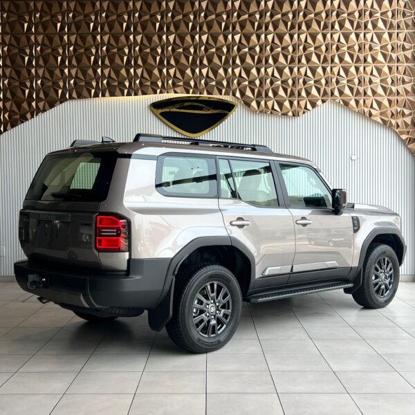 TOYOTA LAND CRUISER PRADO ALL ROUND MID - Image 5