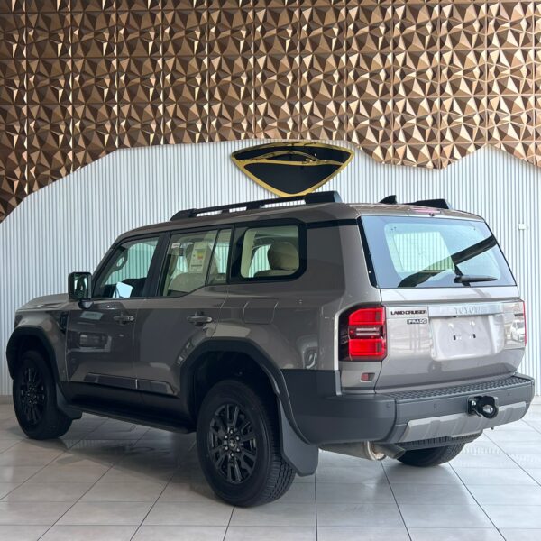 TOYOTA LAND CRUISER PRADO ALL ROUND MID - Image 6