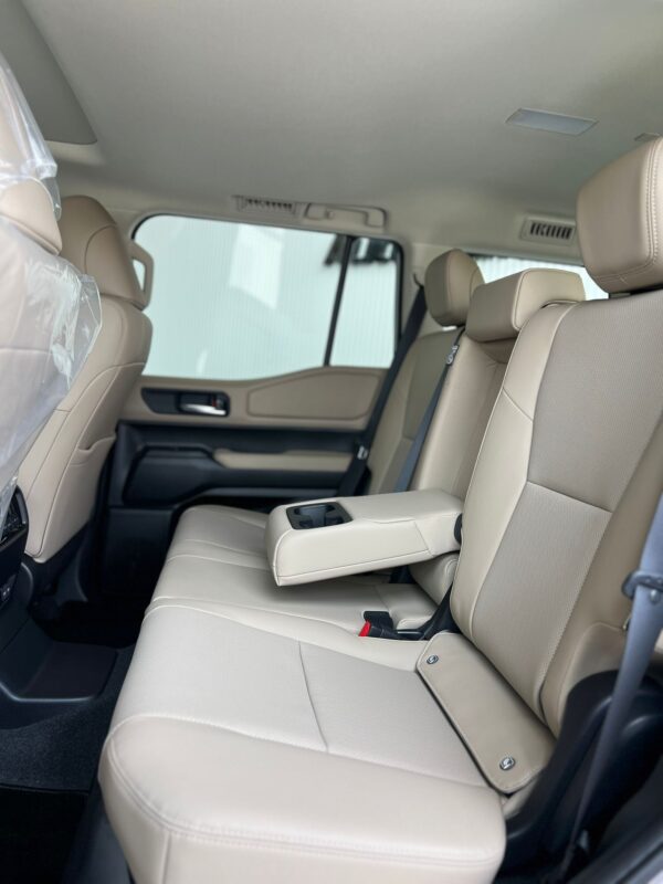 TOYOTA LAND CRUISER PRADO ALL ROUND MID - Image 11