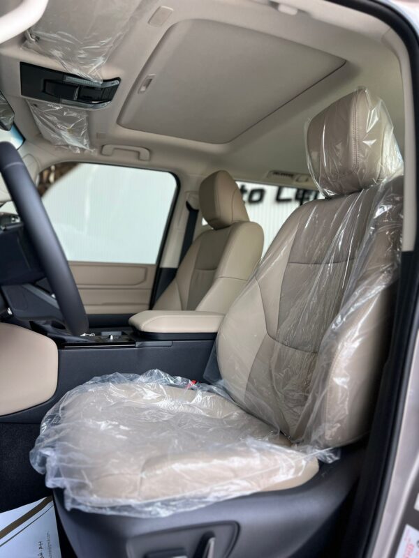 TOYOTA LAND CRUISER PRADO ALL ROUND MID - Image 10