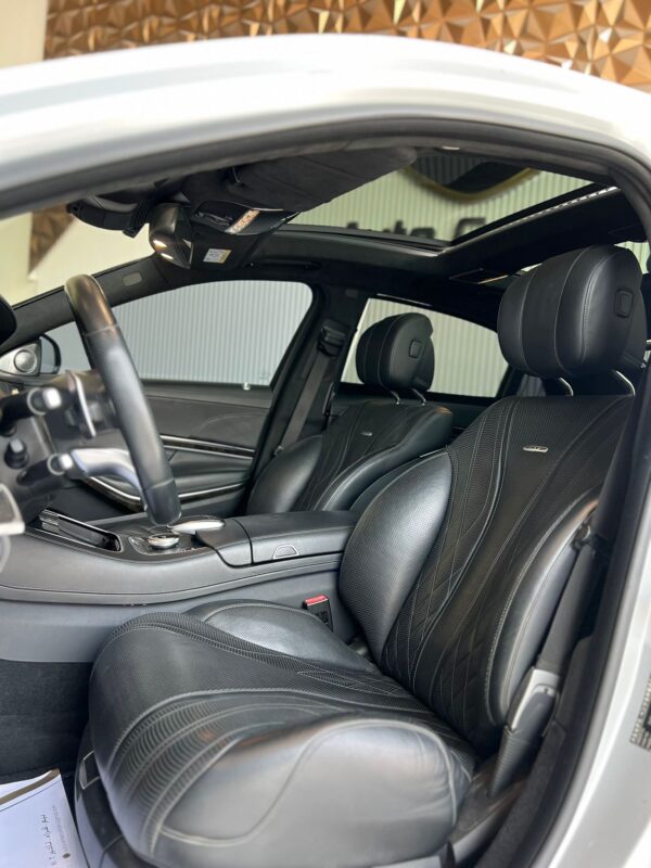MERCEDES BENZ S63 AMG - Image 9