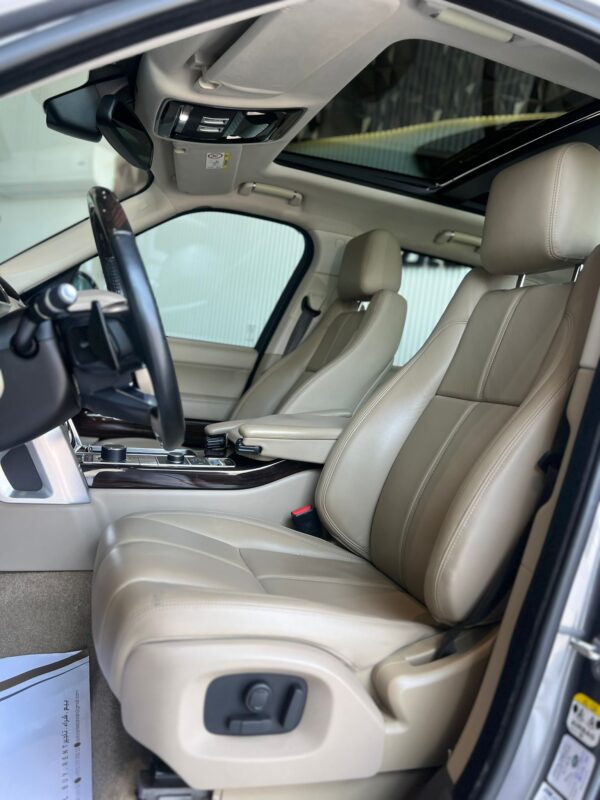 RANGE ROVER VOGUE HSE V8 - Image 8