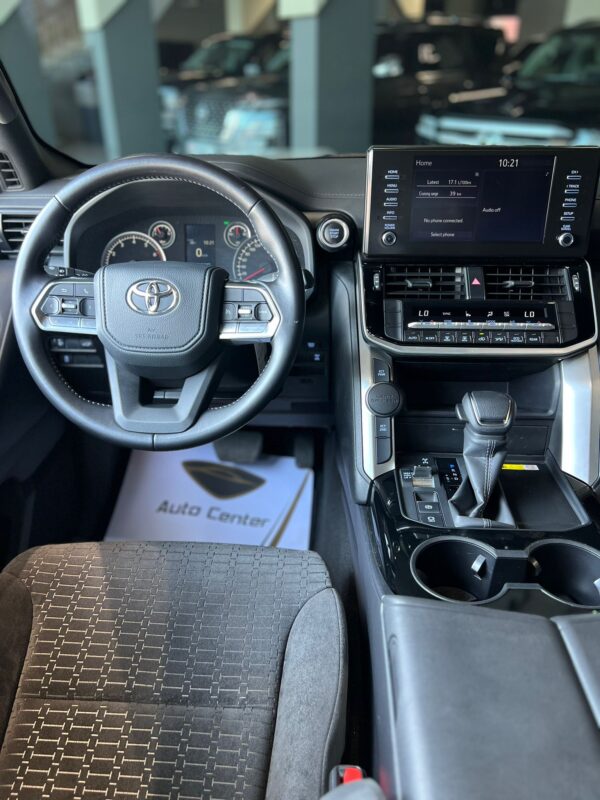 TOYOTA LAND CRUISER GXR V6 4.0 - Image 7