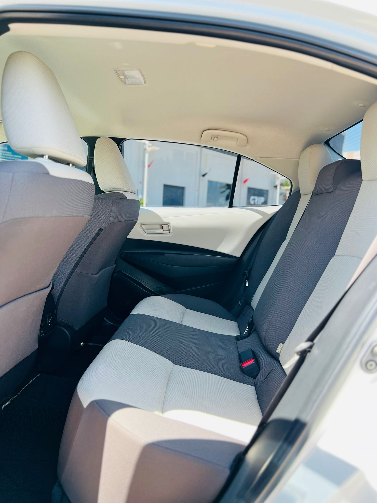 TOYOTA COROLLA 2.0 XLI 2024 - Image 10