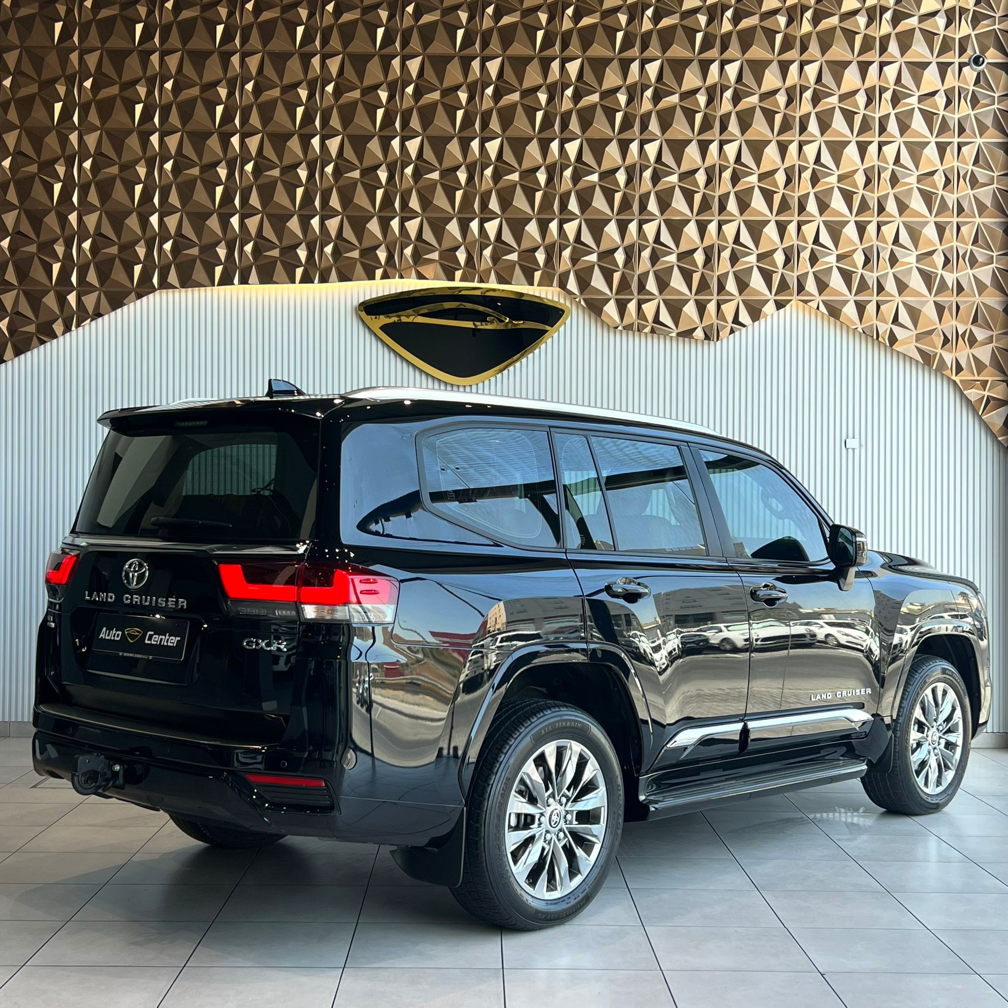 TOYOTA LAND CRUISER GXR TWIN TURBO 2025 - Image 5