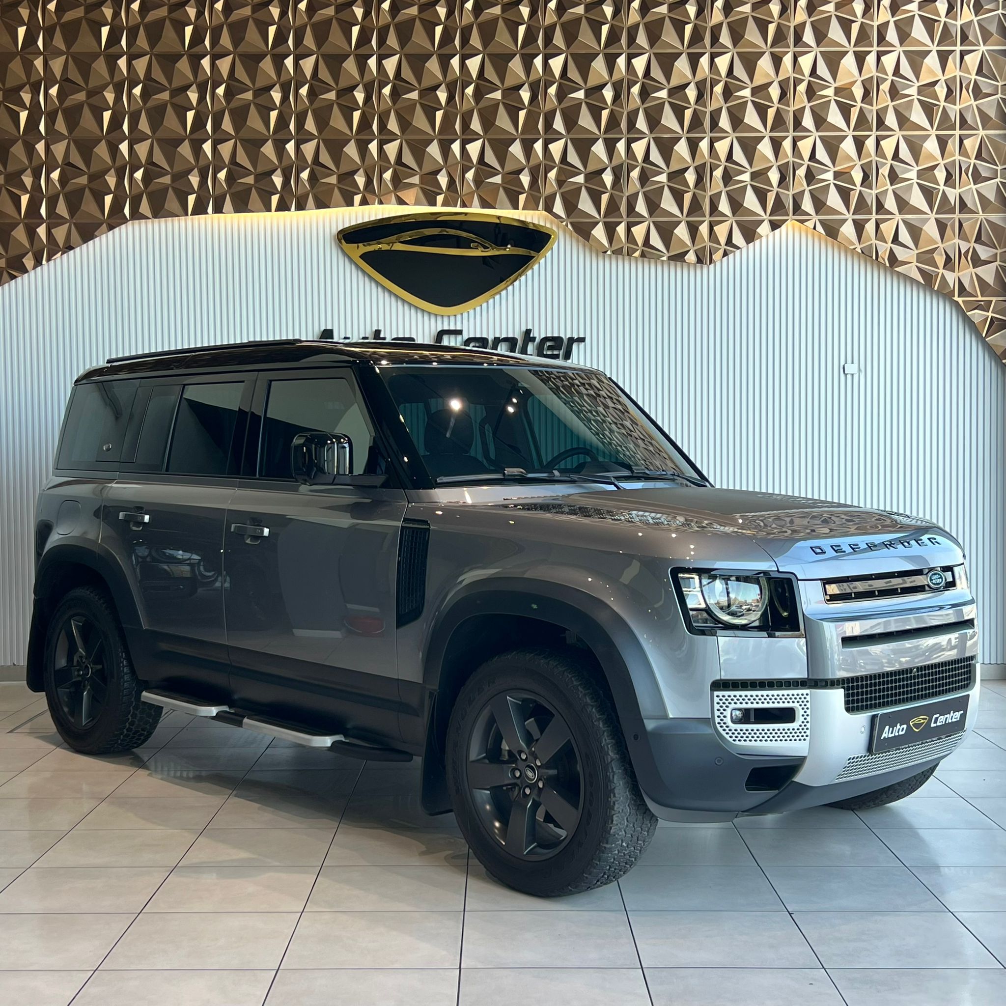 LAND ROVER DEFENDER SE 110 V4 2023 - Image 2