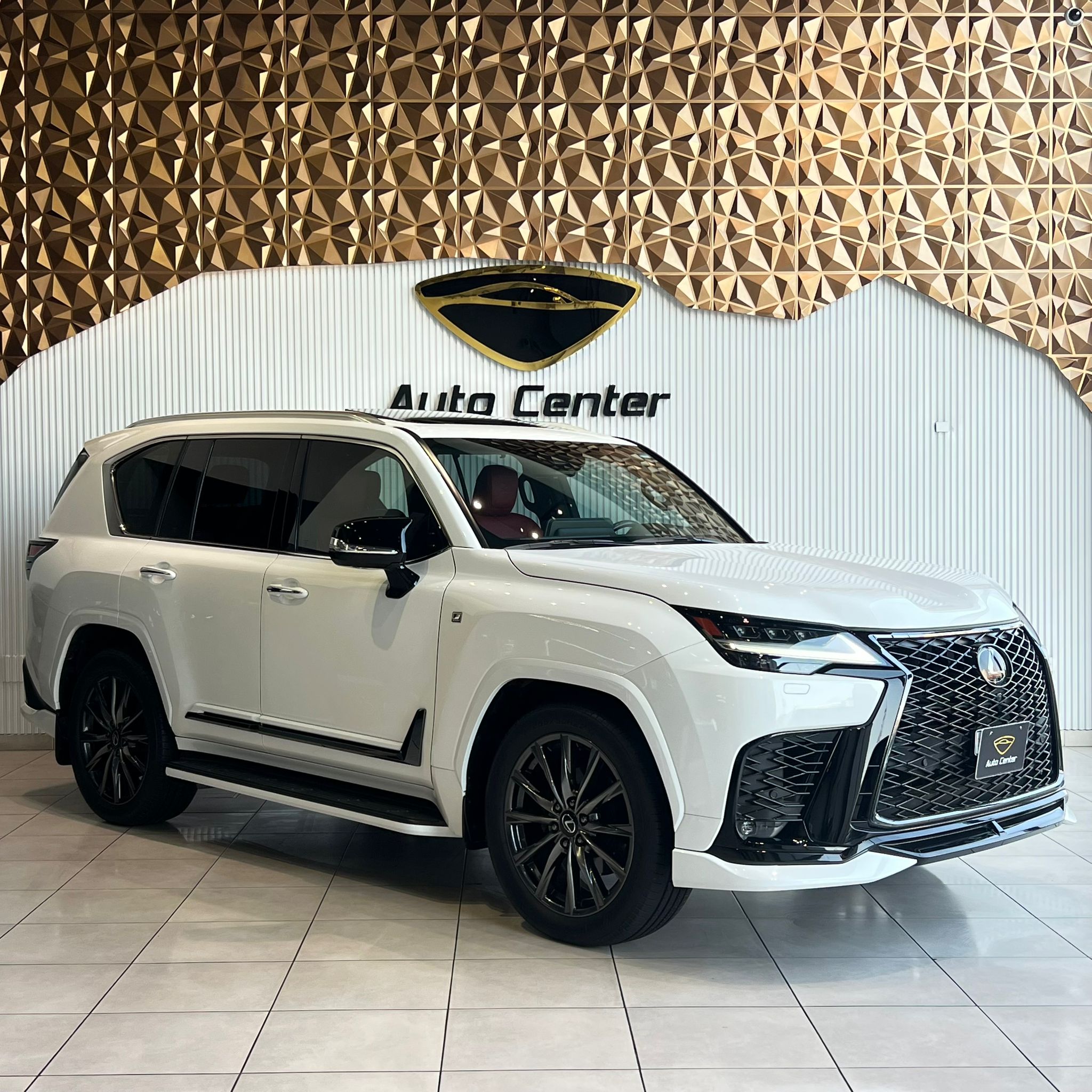 LEXUS LX600 F-SPORT 2024 - Image 2