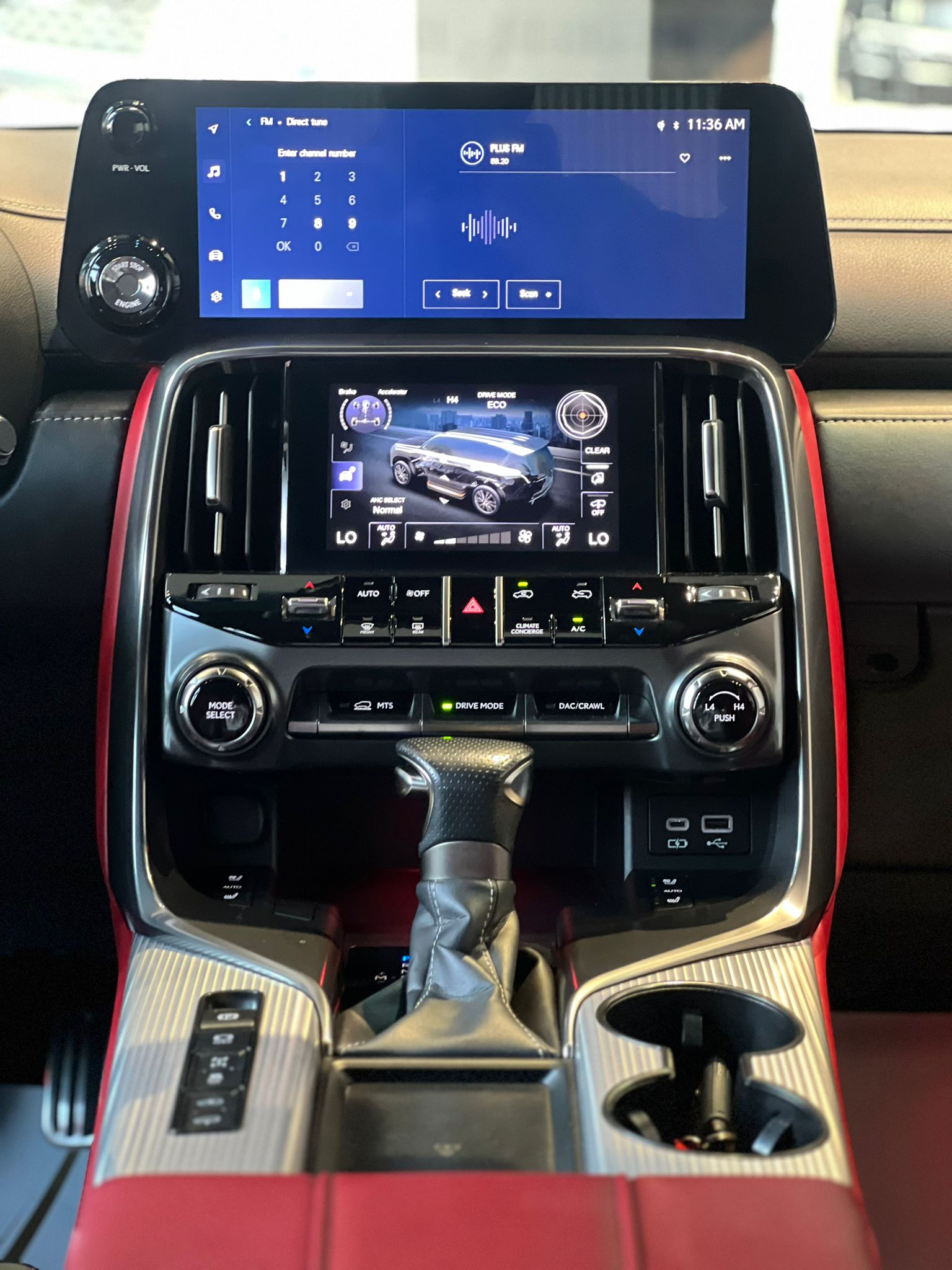 LEXUS LX600 F-SPORT 2024 - Image 11