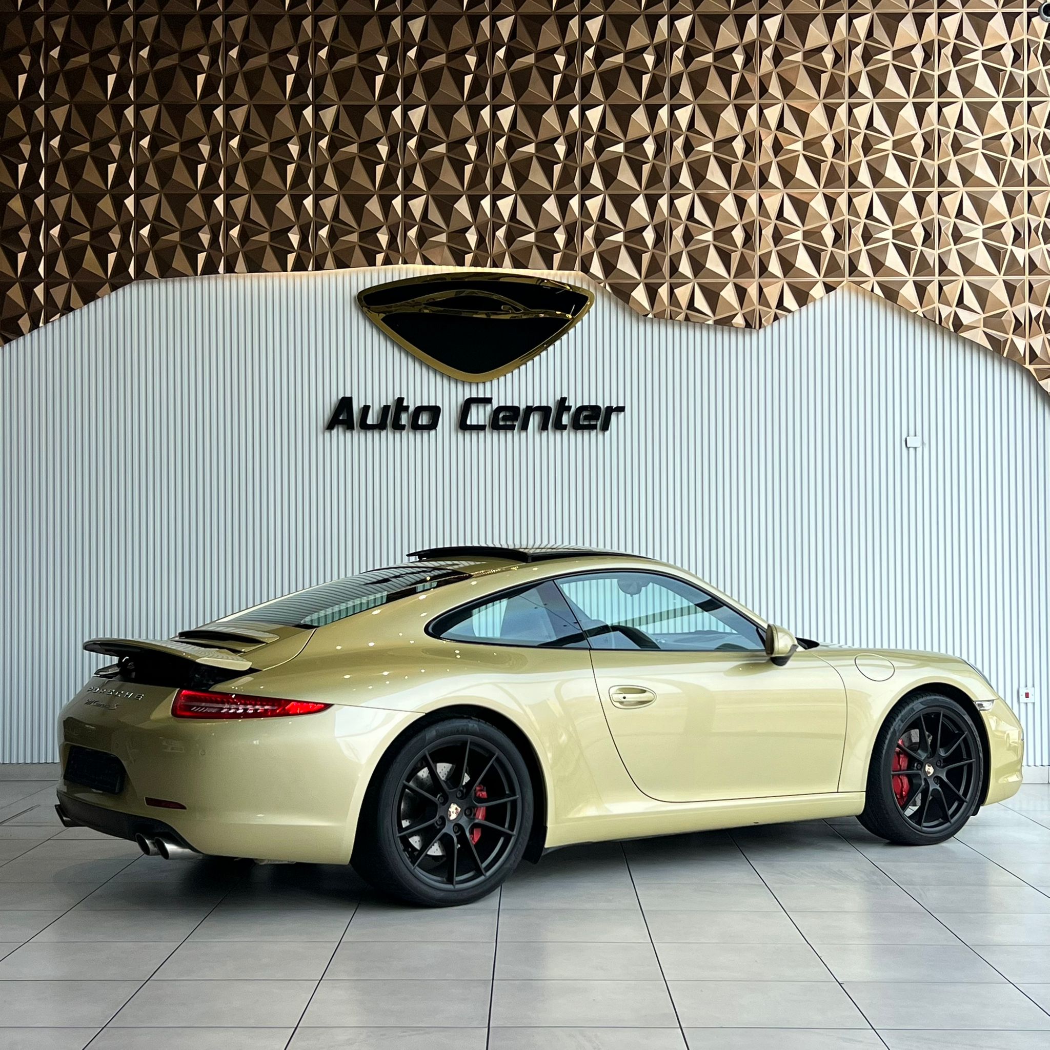 PORSCHE 911 CARRERA S 2012 - Image 5