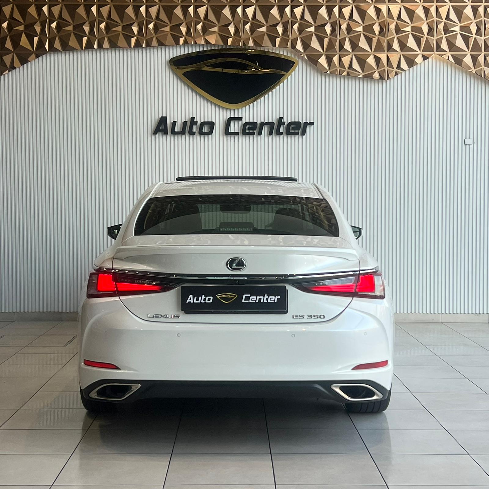 LEXUS ES-350 2023 - Image 4