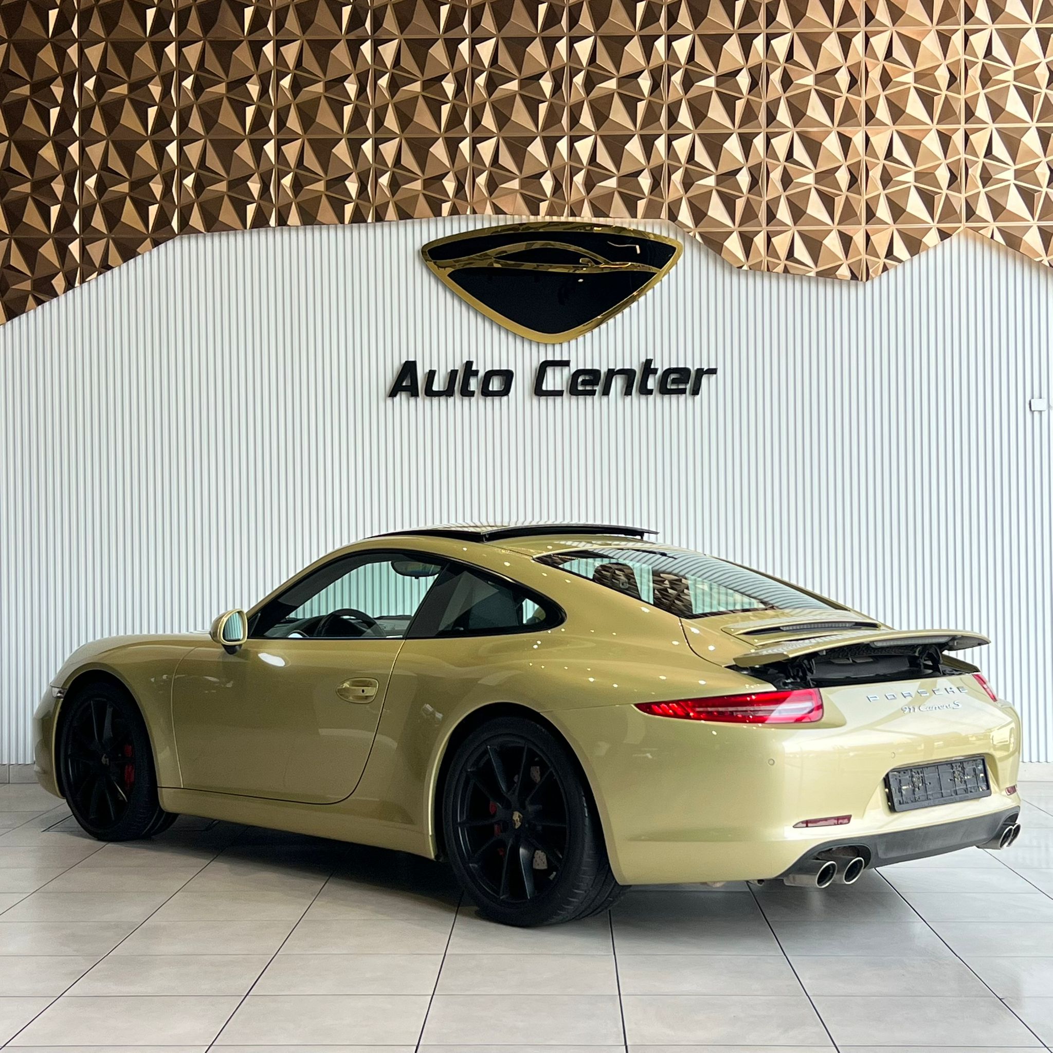 PORSCHE 911 CARRERA S 2012 - Image 6